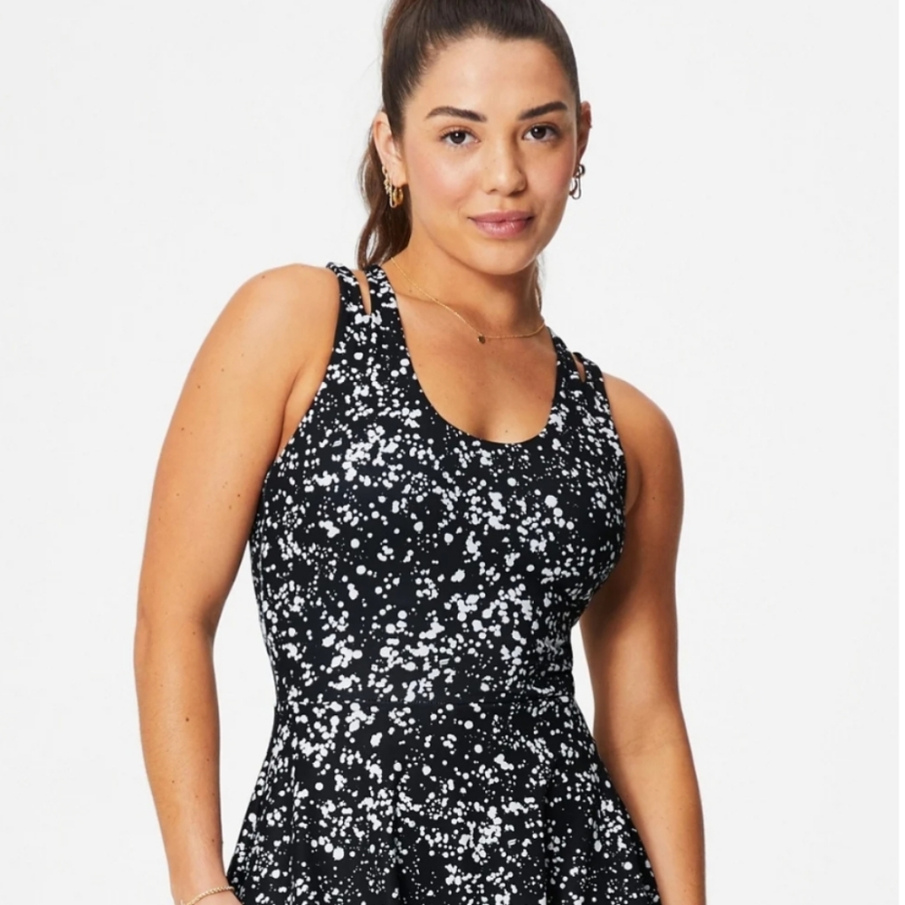 Fabletics Black and White Speckled Activewear